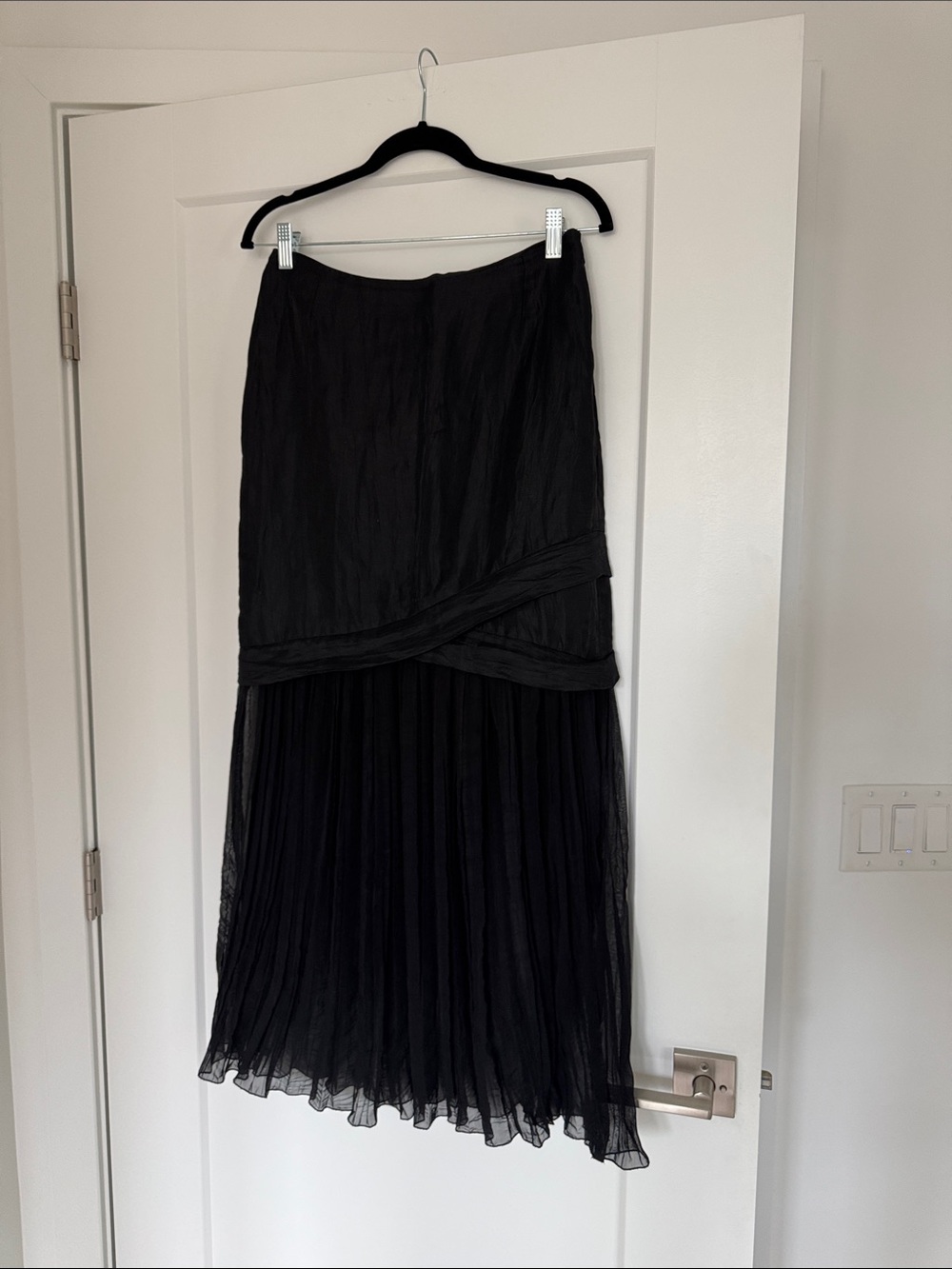 Black Pleated Midi Skirt - Women's